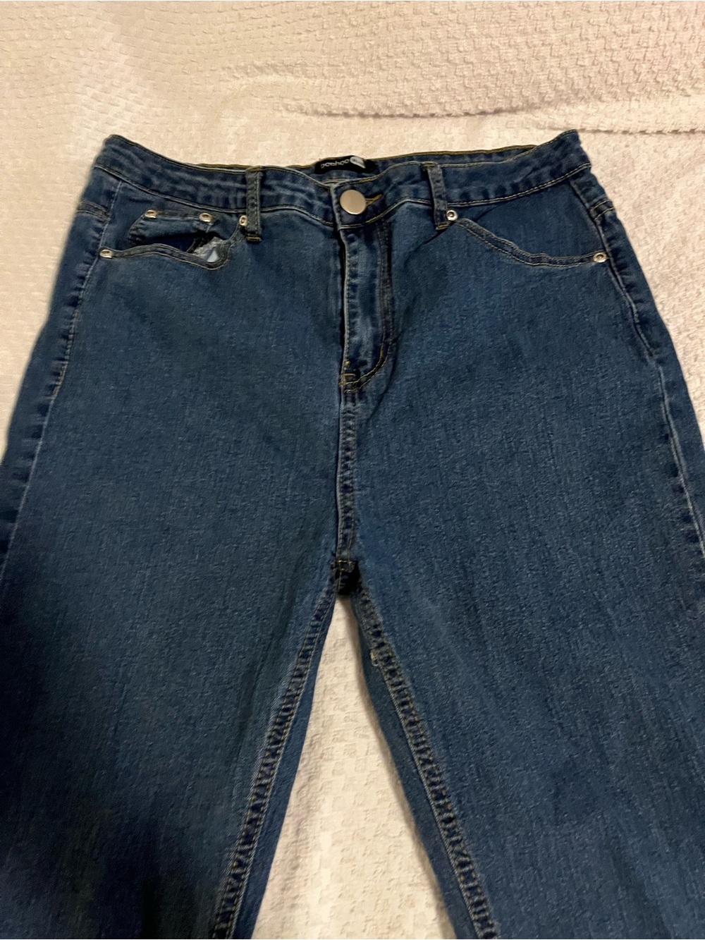 Boohoo Dark Blue High-Rise Women's Jeans